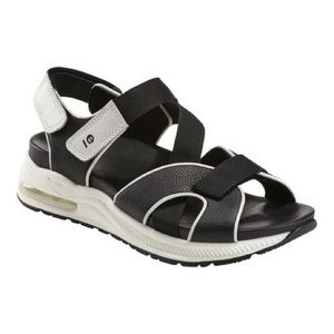 Earth Women's Cedar Kushma Active Sandal